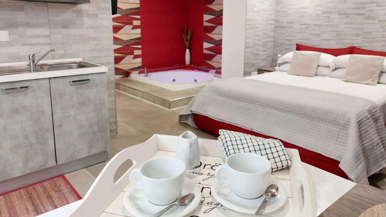 Sweet Home & Wellness Luxury Apartment 네뚜노 외부 사진